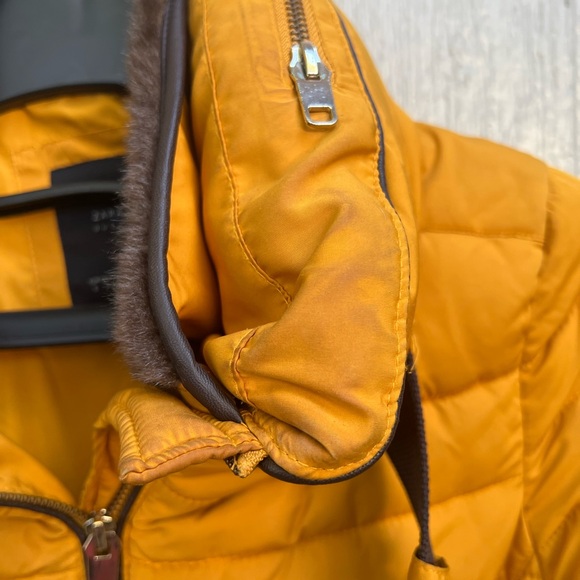 Zara Yellow Puffer with Hidden Hood & Faux Fur Lining. Size Small - Picture 7 of 7